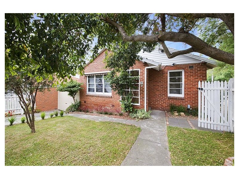 18 Lancaster Street, Ashburton VIC 3147