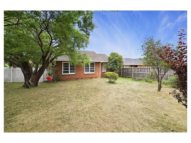 18 Lancaster Street, Ashburton VIC 3147