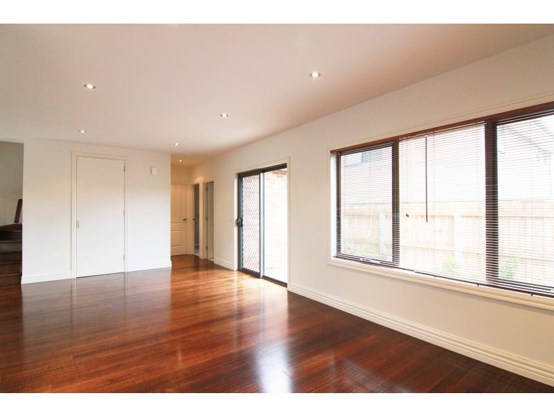 19 Prior Road, Malvern East VIC 3145