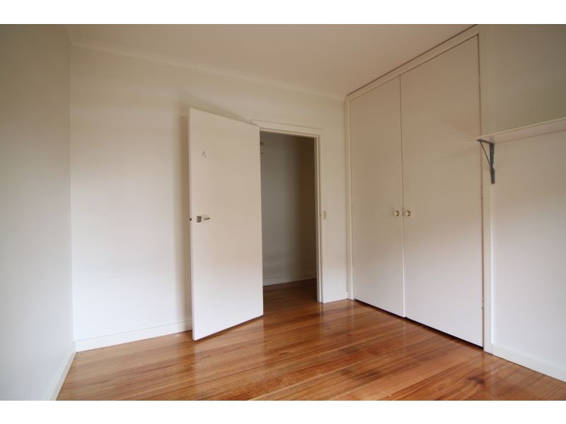 18 Valency Road, Glen Iris VIC 3146