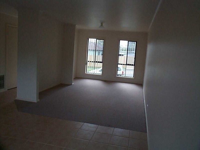 2/30 Cleveland Rd, Ashwood VIC 3147