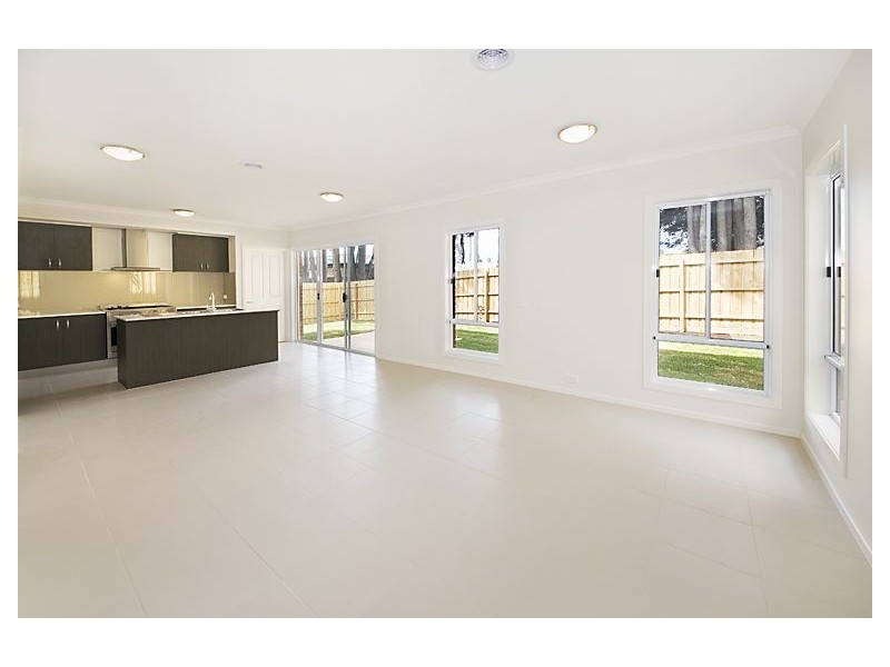 2/14 Keogh Street, Burwood VIC 3125