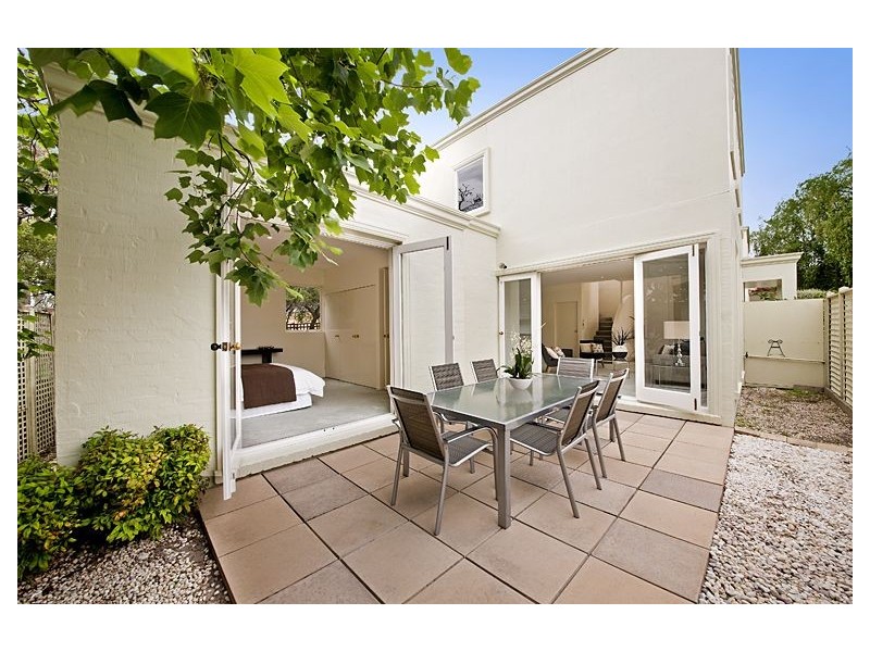 49 Cairnes Crescent, Malvern East VIC 3145