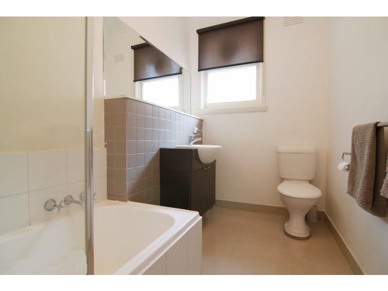 2/3 Bickleigh Street, Glen Iris VIC 3146