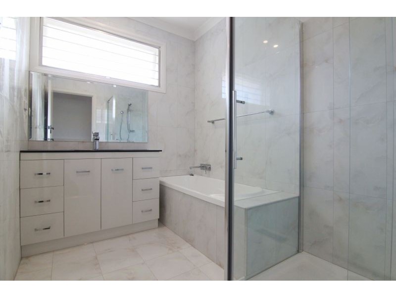 1/27 Glenbrook Avenue, Malvern East VIC 3145