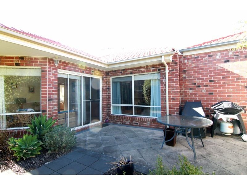 3/37 Leopold Street, Burwood VIC 3125