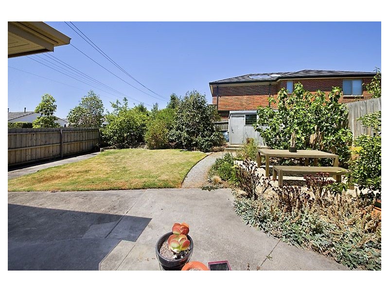 2 Ailsa Avenue, Malvern East VIC 3145