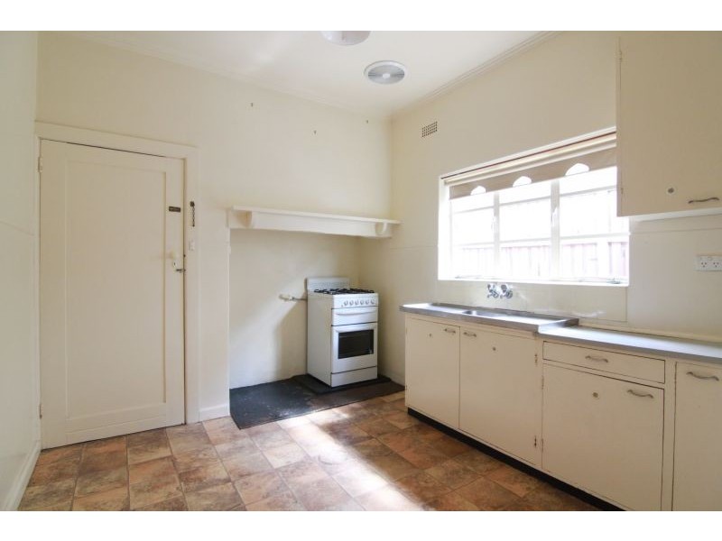 1/5 Shaw Street, Ashwood VIC 3147