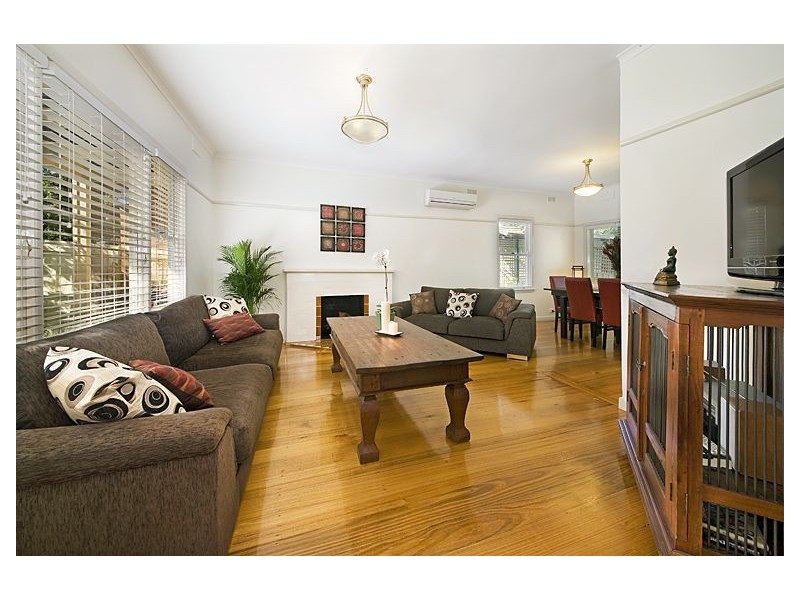 13 Raymond Street, Ashwood VIC 3147