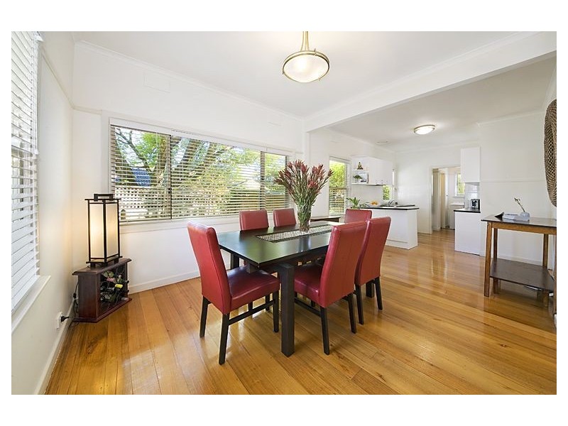 13 Raymond Street, Ashwood VIC 3147