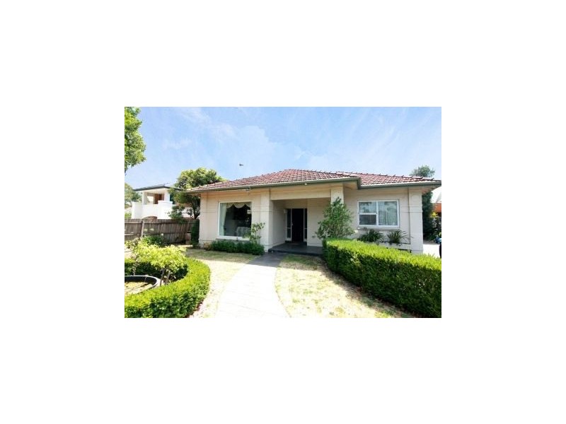 1319 Dandenong Road  via service lane, Malvern East VIC 3145