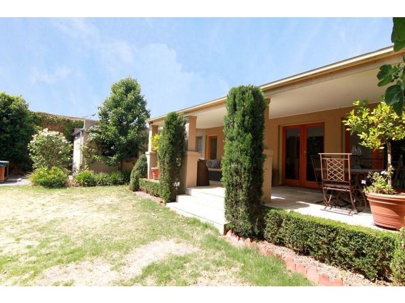 1319 Dandenong Road  via service lane, Malvern East VIC 3145