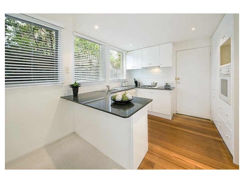 55 Cairnes Crescent, Malvern East VIC 3145