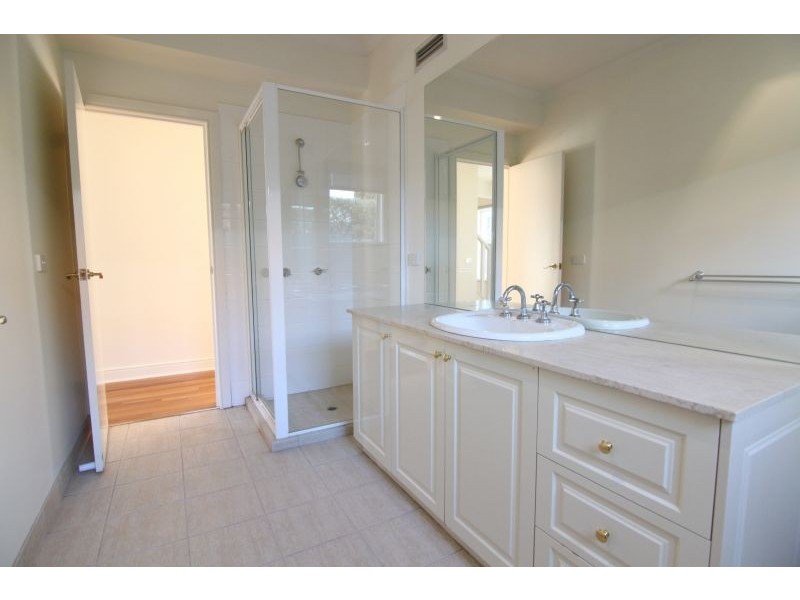 1/152 Burke Road, Glen Iris VIC 3146