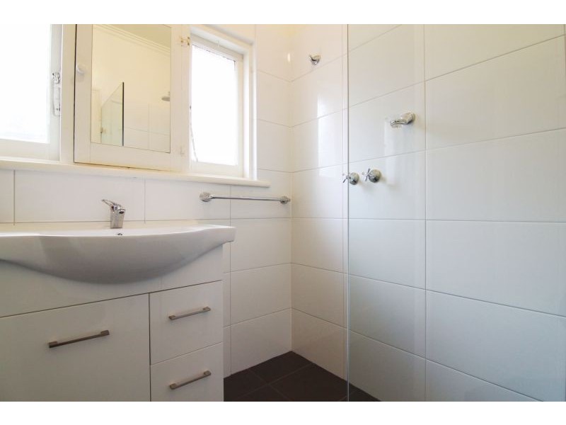 34 Cairnes Crescent, Malvern East VIC 3145