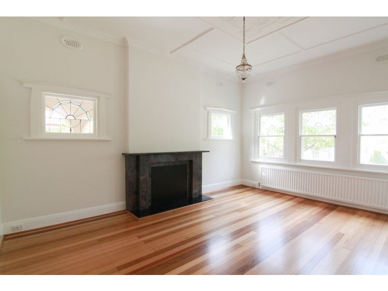 9 Coolgardie Avenue, Malvern East VIC 3145