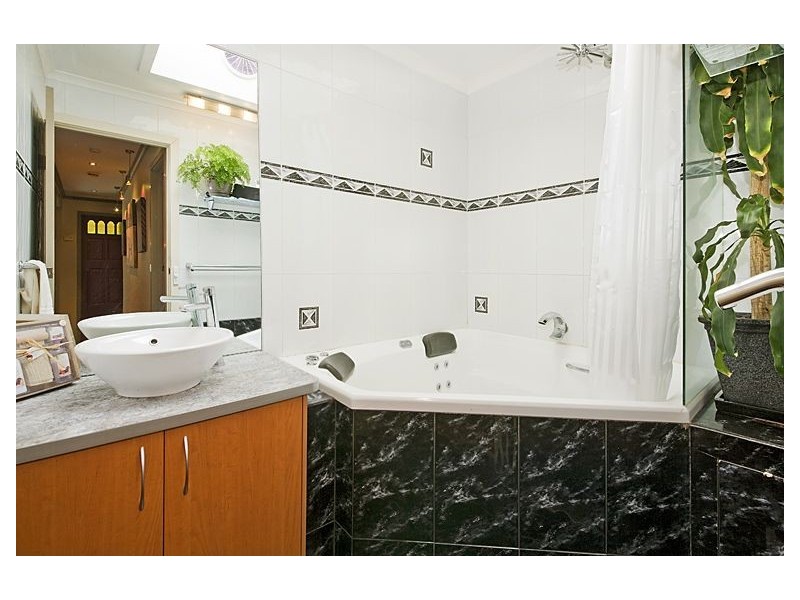 6/2 Bringa Avenue, Camberwell VIC 3124