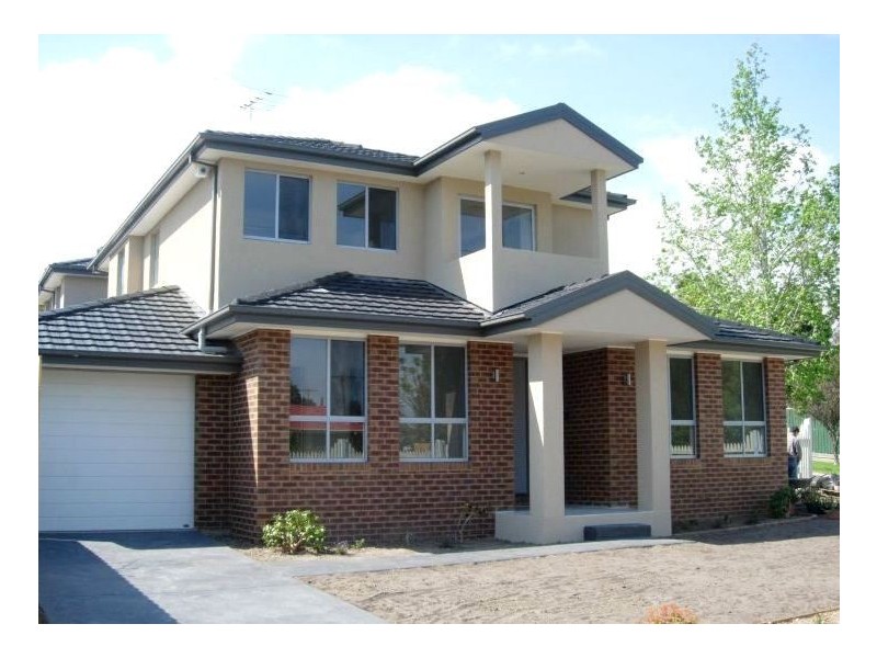 1/40 Winbirra Parade, Ashwood VIC 3147