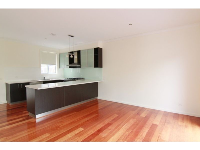 1/40 Winbirra Parade, Ashwood VIC 3147