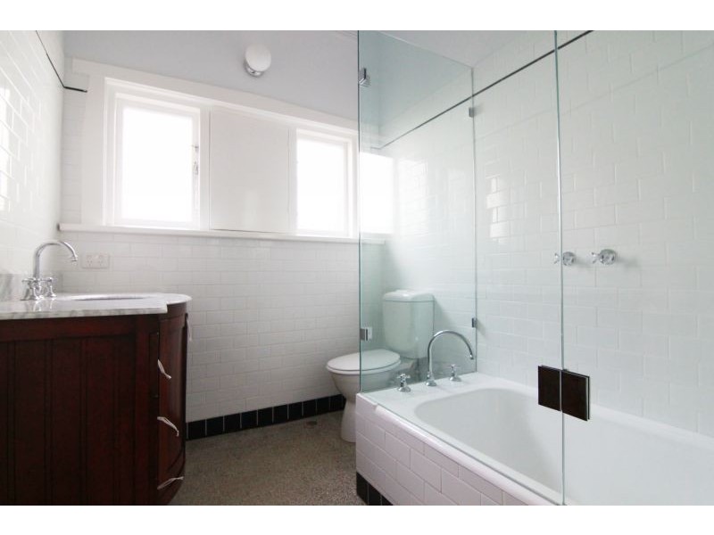 9 Coolgardie Avenue, Malvern East VIC 3145