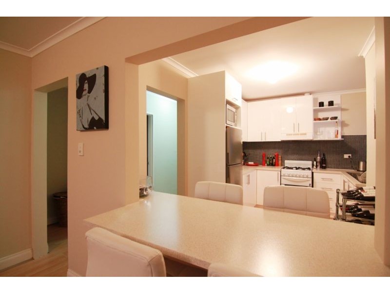 8/12 Brentwood Street, Bentleigh VIC 3204