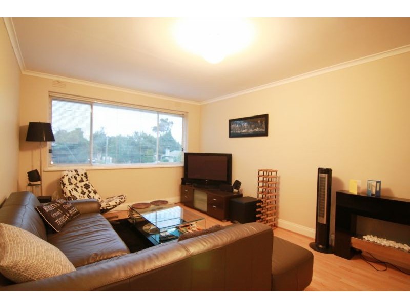 8/12 Brentwood Street, Bentleigh VIC 3204