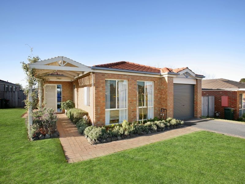 26 Brindalee Mews, Chadstone VIC 3148