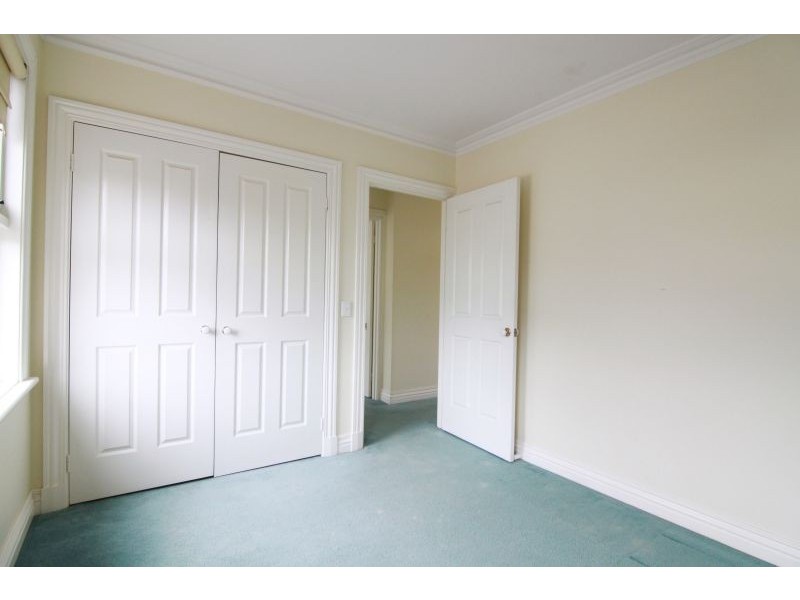 2/11 Somerset Road, Glen Iris VIC 3146