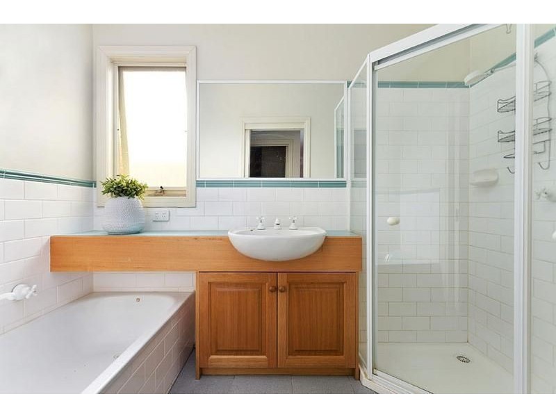 3/8 Boondara Road, Mont Albert North VIC 3129