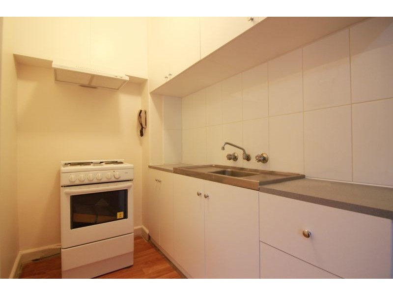 2/14 Osborne Avenue, Glen Iris VIC 3146
