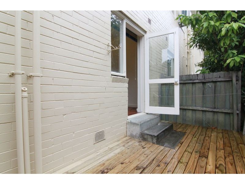 2/14 Osborne Avenue, Glen Iris VIC 3146