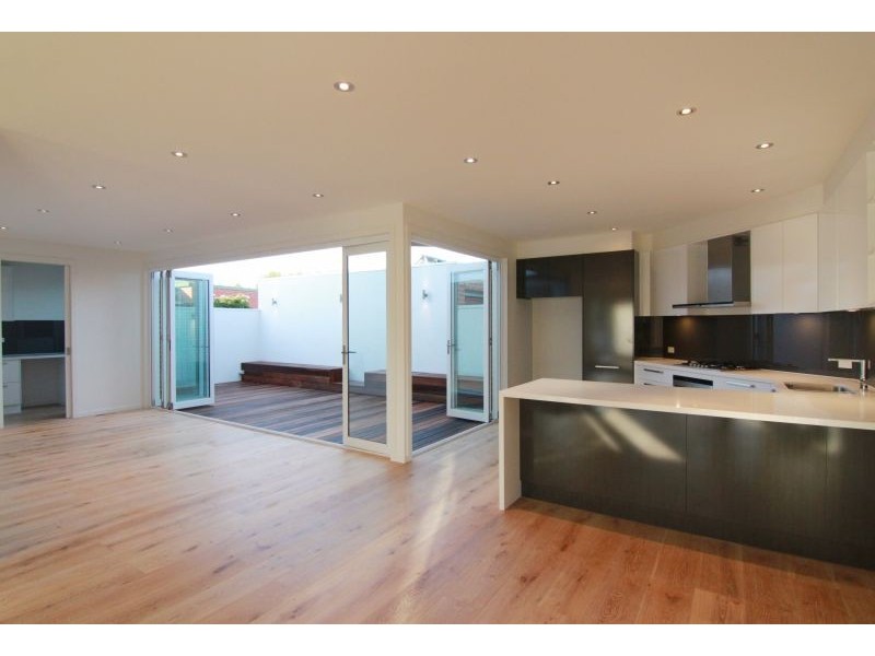 2 Bourneville Avenue, Brighton East VIC 3187