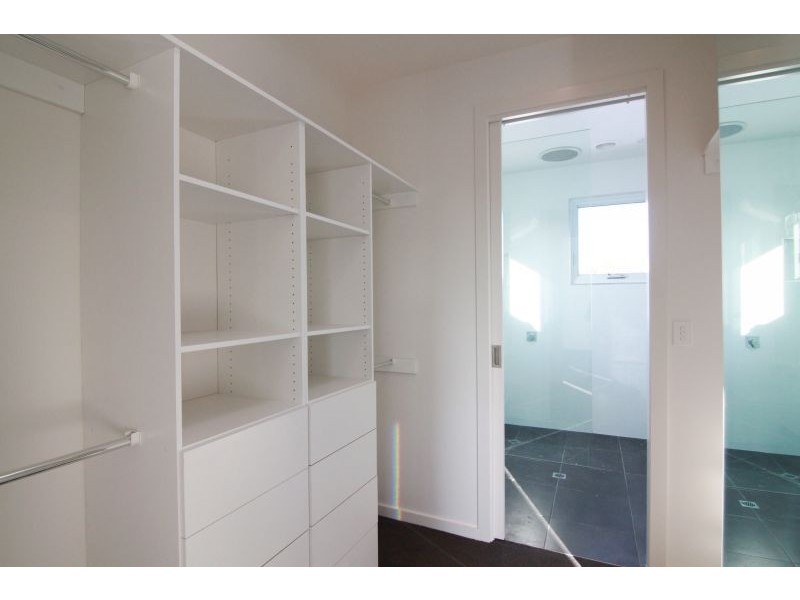 2 Bourneville Avenue, Brighton East VIC 3187