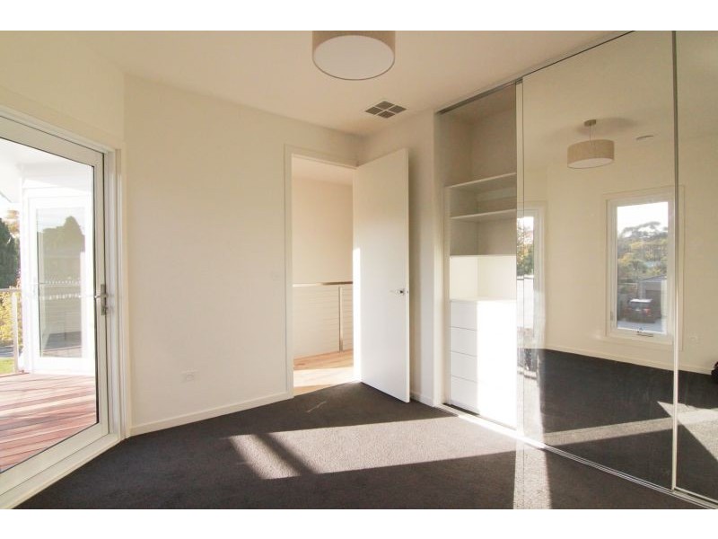 2 Bourneville Avenue, Brighton East VIC 3187