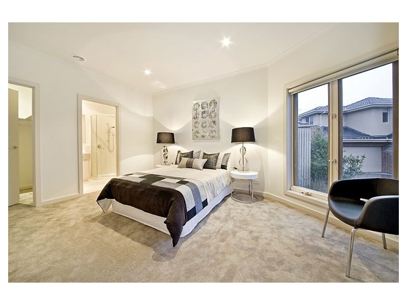 2/5 Wugga Court, Ashwood VIC 3147