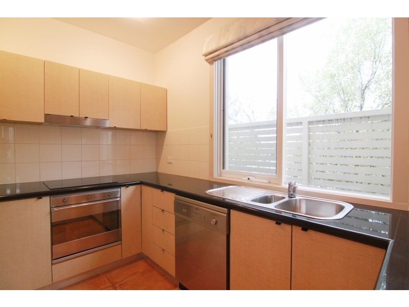 8/27 Edgar Street, Glen Iris VIC 3146