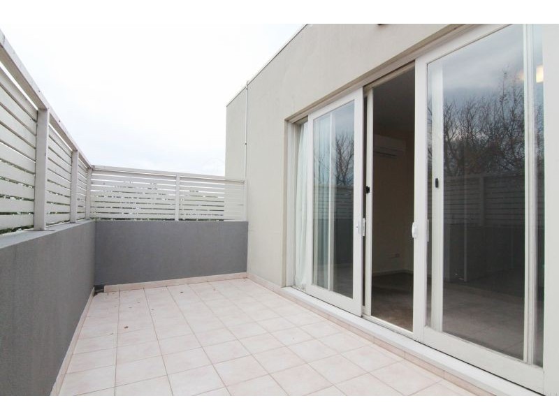 8/27 Edgar Street, Glen Iris VIC 3146