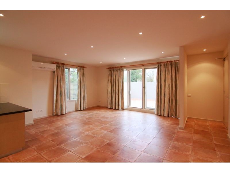 8/27 Edgar Street, Glen Iris VIC 3146