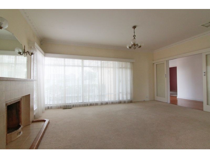 575 Warrigal Road, Ashwood VIC 3147