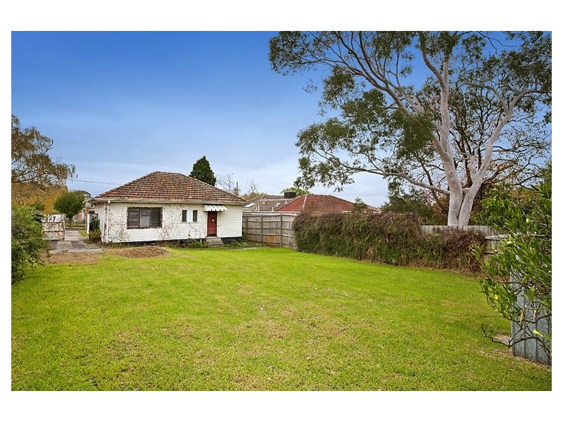 6 Haig Street, Burwood VIC 3125