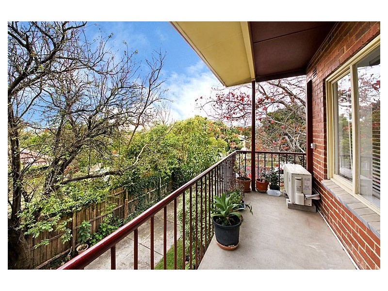 2/14 Charles Street, Glen Iris VIC 3146