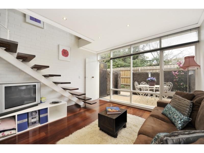 2/63 Edgar Street North, Glen Iris VIC 3146