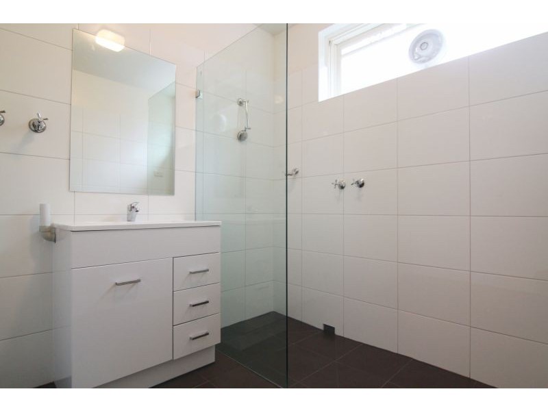 7/2-4 Baker Street, Malvern East VIC 3145