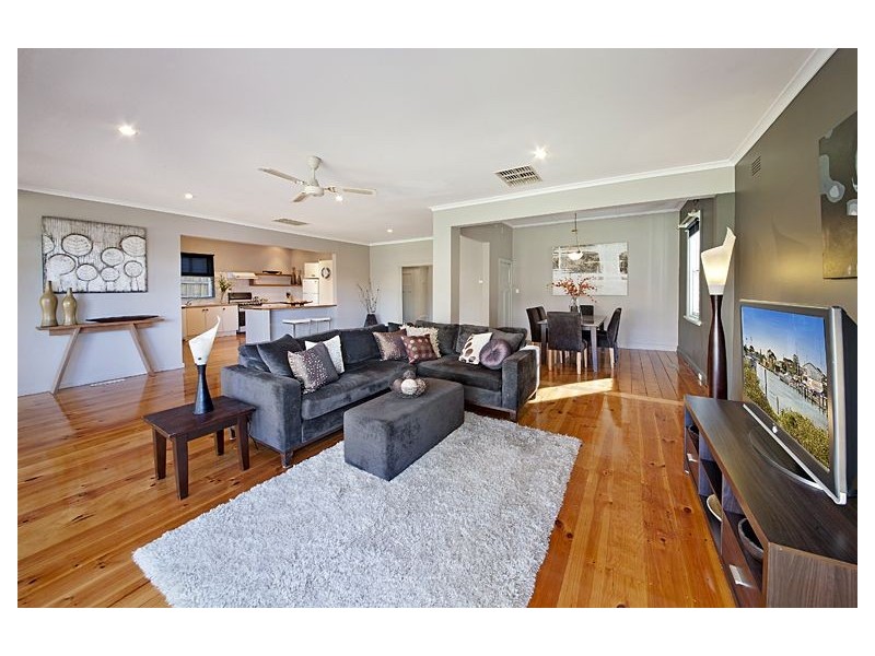 14 Greendale Road, Glen Iris VIC 3146