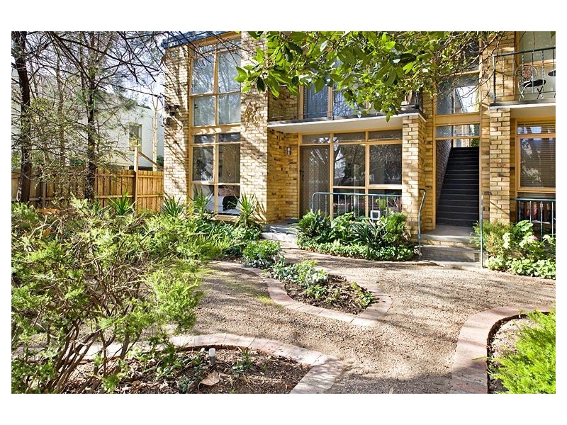 2/2 Edgar Street, Glen Iris VIC 3146