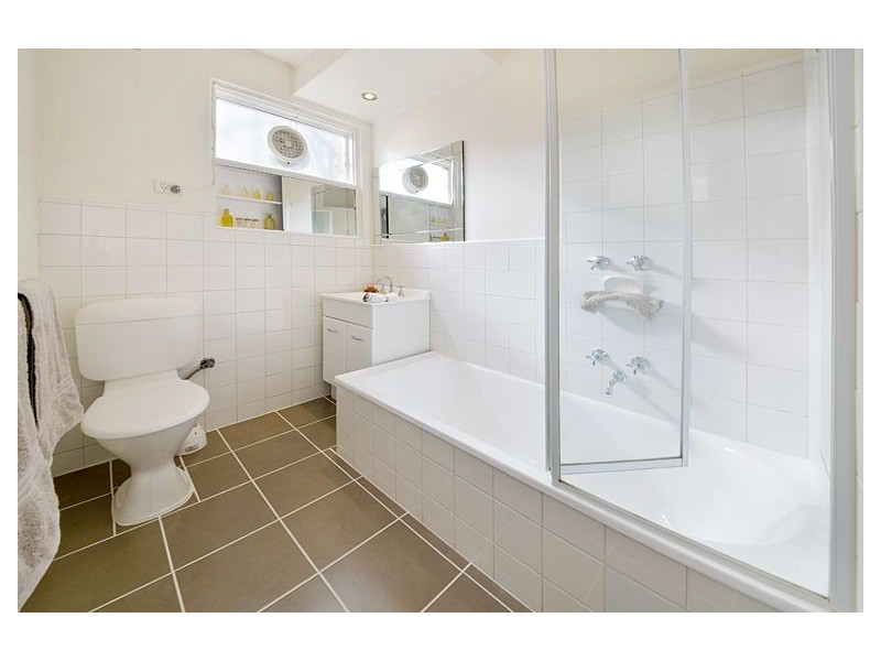 2/2 Edgar Street, Glen Iris VIC 3146