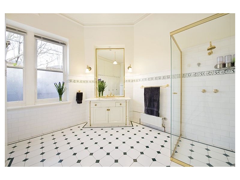 11 Harvey Street, Malvern VIC 3144