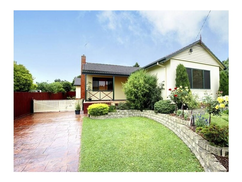 10 Bardia Ave, Ashburton VIC 3147