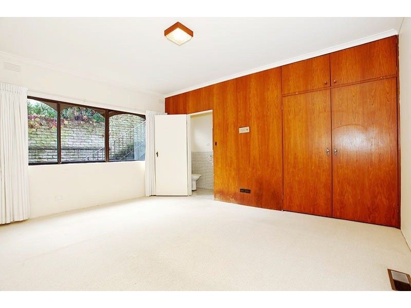 4 Estella Avenue, Glen Iris VIC 3146