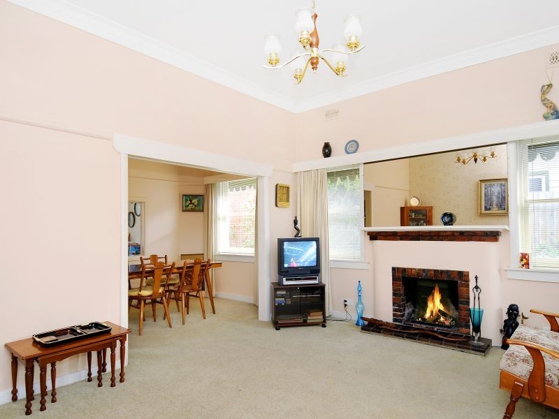 8 Chamberlain Street, Ashburton VIC 3147